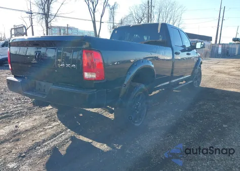 2017 Ram 2500 Tradesman 4X4 8' Box z USA, uszkodzony, nr VIN 3C6UR5HJ0HG501809